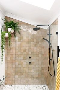 64 Cool Square Tile Ideas For Bathrooms - DigsDigs