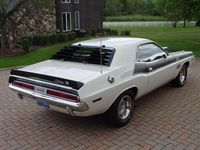 Dodge Challenger T / A – racing specification of the cult pony car, which reached a number of end customers. This piece from 1970 is one of them! Lemont, Illinois, United States