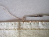 Miss Abigail's Hope Chest: Tutorial: Scalloped Net Crochet Edging