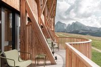 Hotel Icaro in den Dolomiten von Modus Architects