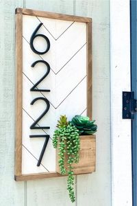 If you’re looking to make your own DIY wooden sign or just want some creative wood sign inspiration… check out these awesome examples! With everything from front porch welcome signs to wall art, you’ll find the perfect idea here! #woodsign #woodencraft #diy #diyideas