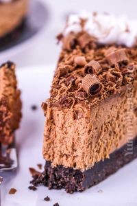 Indulge in a creamy, decadent No-Bake Chocolate Cheesecake that’s as easy as it is delicious! This dessert is perfect for any occasion.