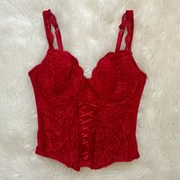 Y2K 2000s Dainty Red La Vie En Rose Bustier Corset Top #2000s #2000sfashion #y2k #y2kfashion #bustier #corset #coquette #lace #dainty #depopamplified #Ad #Giftinggarms