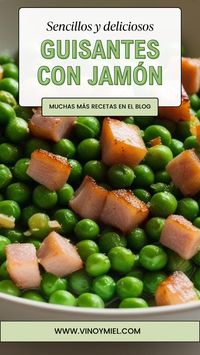 Simplemente deliciosos. Pues ver esta y muchas más #recetas en:   www.vinoymiel.com  #guisantesconjamon #guisantes