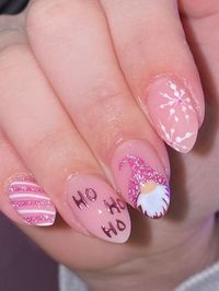 24 Super Pretty Pink Christmas Nails for a Girly Holiday Twist! | Everygirl Edit