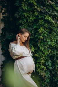 Pregnancy photo. Forrest pregnancy photo. Pregnancy photo ideas