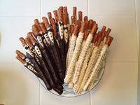 bride and groom pretzel rods :)