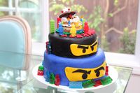 It took 5 cakes to bake this one !! #homemadefood #homemadecake #ninjagocake #ninjago #legobirthdayparty #legocake #legogummies