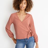 Madewell Texture & Thread Top S Crepe Wrap Terra Cotta K3979. Length: 21 Inches Sleeves: 22 Inches Underarm To Underarm: 19.5 Inches