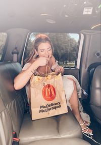 #mcdonalds #bride #weddingideas #mcdonaldsphotography #weddingdayvibes #wedding #weddingtrend #weddingphotoideas #realwedding #taralauren #happybride