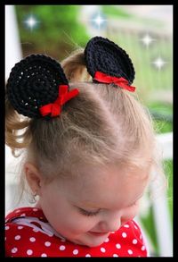 Minnie Mouse Hair Clips -crochet