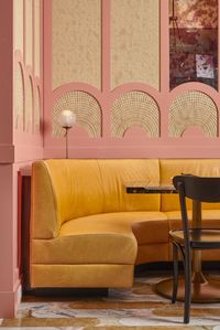 COLLECTION_ pink cafés around the world - au pays des merveilles