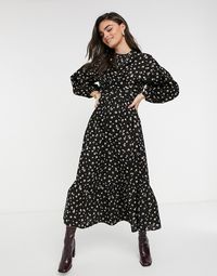 Maxi dress by ASOS DESIGN Cute dress Floral print Crew neck Balloon sleeves Wrap-around tie Button-keyhole back Regular fit True to size