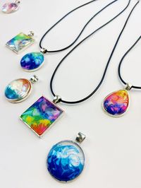 Melted Crayon Art Jewelry - Turn crayons into jewelry