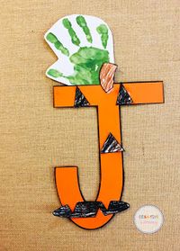 Creative Literacy: Letter Crafts to Encourage Learning Basic Phonics