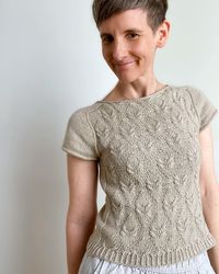 Through The Grapevine top crochet pattern by Bettina Wenko - crochet a summer top with an open. #Raverly_Patterns_Free #Raverly_Patterns #Winter_Work_Fashion #Summer_Top_Pattern