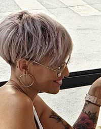 Hairstyles Trendy and Chic Short PIXIE HairCuts For Summer season