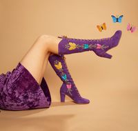 🕊️beyond excited to share with you the Butterfly Dream boot! Offered in 3 beautiful colors; white, purple, & chocolate brown🦋 🕊️outside & inside are full leather! 🕊️proud to offer these boots in sizes 36-42! They are small batch so some sizes there will only be 2 pairs of each in each color. 🕊️if unsure of your sizing my suggestion would be to size up to maximize comfort! Sizing chart in photos. Limited edition. Only 20 pairs made in each color <3