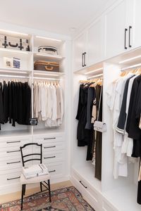 Classic and chic are sentiments that come to mind stepping inside @jaceyduprie’s custom walk-in closet. Intentional lighting, ample storage, and fine details at every turn, this dressing room leaves little left to want.
​
​Designed by @calclosetslosangeles #CaliforniaClosets #CustomClosets #ClosetSystems #WalkInCloset #Closets 