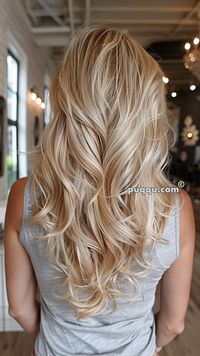 Dimensional Beauty: Stunning Blonde Hair with Lowlights Ideas