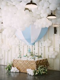 Sky-themed 1st birthday party | Birthday balloon installation | 100 Layer Cake