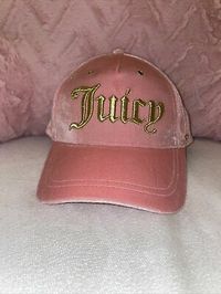 New! Juicy Couture Pink Velvet Embroidered Logo “Juicy” Baseball Hat🎀✨ | eBay