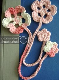 Cherry Blossom Bookmark (an easy crocheted bookmark): polycraftual — LiveJournal