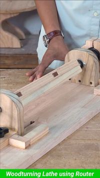 Wood turning Lathe using Router | woodworking projects | woodworking projects diy (Credit Woodworking Tools TV) . . #woodworking #diywoodworking #wood #woodworkingguide