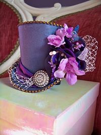 TwoBackFlats: Mini Top Hat - A Midsummer Night's Dream