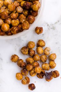 Sweet and Salty roasted chickpeas. Snacktime!