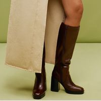 Aldo Dark Brown Knee High Leather Boot Heel Height: 3.75'' Platform Height: 0.75'' Shaft Height: 15.25'' Circumference: 14.25''