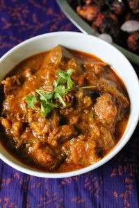 Mutton Masala..A spicy curry to go with your indian parathas..