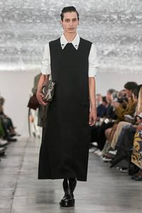 JIL SANDER 2024年春夏コレクション | ミラノ | 画像71枚 - FASHIONSNAP