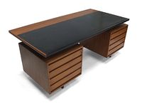 Senior Desk by Robin Day for Hille, 1952 http://www.fearsandkahn.co.uk