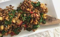 A warm salad that combines cooked spelt berries with sauteed kale, apple, and walnuts. Tossed with a cinnamon-spiced balsamic vinaigrette, this salad is the perfect addition to your dinner table!