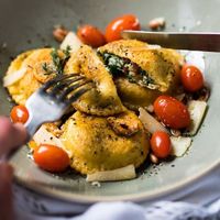 (Pillowy-Soft!) Spinach & Ricotta Keto Ravioli