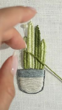 Embroidering Succulents with Woven Picot Stitch #shorts #3dembroidery #succulent #threadart