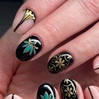 Shelby Hess | Nail Artist on Instagram: "Have you ever started off saying “We’ll do a couple complicated nails and a couple simple nails to give it balance” and then end up with EVERY NAIL BEING AWESOME??? I could live in these nails. #GreatGatsby eat you heart out. #newyearsnails for the win Inspired by Victorian jewelry and #avantgarde design . . . @lightelegancehq @chemist.jim jimmy gel, tack, airbond, Super Shiny @dulcenailsprinkles gold embossing gel 😍 Available @blyssnailsupply . . . #avantgardenails #greatgatsbyparty #greatgatsbytheme #greatgatsbynails #newyearsnails #newyearnails #newyearnewnails #scratchmagazine #nailsmag @nailsmagazine #winternails #goldnails #handpaintednails #nailart #prettynails #lotusnails #nailjewels #nailtrends #fyp #nailinspo #nailideas"