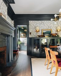 Jean Stoffer on Instagram: “The Madison Dining Room has a swinging door that leads to the Butler’s Pantry. If you zoom in you’ll see one of my favorite things in the…”