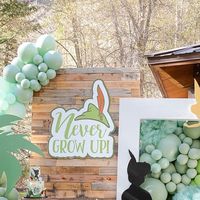 Jennifer Ruth Events | Utah Event Planner on Instagram: "Off to Neverland …”second star to the right, and straight on till morning.” -Peter Pan   . . . • Design & Styling : @jenniferruthevents @housepartycollective Backdrops, tables, chairs & bounce house: @housepartycollective Balloons: @popparkcity Florals: @bloomsbytesla Signage (including Big Ben) :@confettiolgy Peter Pan & Tinkerbell Cake : @cakedandco Fairy Desserts & Smash Cake : @confetticake.cakes Caramel Apples and Teepee Desserts: @thesugarhousebakery Cookies: @victorias.cookiecompany Teepee: @camp.slumber Party ware :@bonjourfete  Photography: @aubrey_taiese Videography: @haleyjanefilms Host: @jennyjslater Birthday Girl & Boy : @alliedowns_ @jake_downs  #utaheventplanner #utahpartyplanner #kidsparty #firstbirthday #kidspartyide