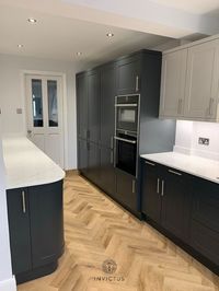 How stunning does this kitchen look? 🤩
Sleek, contemporary and full of character thanks to Royal Oak! Try it out in our room visualiser and order your FREE sample on our site! Customer project by @stephenbowen