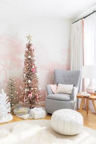 19 Unique Christmas Colors for Holiday Decorating - Best Holiday Color Schemes