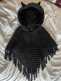 Crochet Hooded Poncho with Horns (picture at each step, poncho size adjustable :)