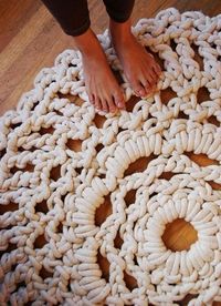 DIY rugs - I wanna make this but the link doesn't work :( #diyfashion