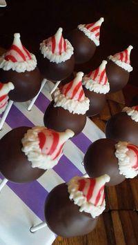 Cake Pops with Santa hats....