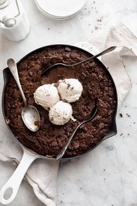 If chocolate is your love language, you’re in the right place. This double chocolate skillet cookie is calling your name. Grab a spoon and get in there! This GIANT chocolate cookie is super fudgy and absolutely loaded with chocolate chips so every warm, gooey bite is even more indulgent than the last. ​#skilletcookie #skilletrecipes #chocolatecookie #darkchocolate #icecreamandcookies