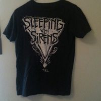 Sleeping with sirens t-shirt In perfect condition! Hot Topic Tops Tees - Short Sleeve