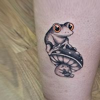 tattoo frog mushroom