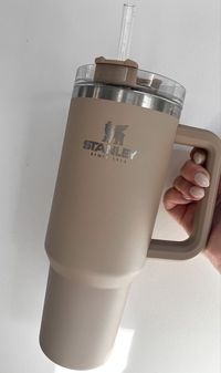 Super cute, great for water, Iced Tea, Coffee etc. Definitely a must have ;) Fits 14-64 oz, can hold iced water for 40h, cold 9h and warm for up to 5h. There's so many colours and designs to choose from. Get yours now on amazon! <3 #stanley #aesthetic #thatgirl #girlboss #viralstuff #trending #amazon