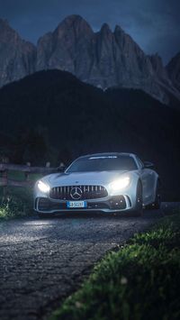 Mercedes-AMG GT R 2022 Engine: 4.0L V8 Twin Turbo Power: 430 kW / 585 hp Torque: 700 Nm / 516 lb-ft Weight: 1,555 kg / 3,428 lbs 0-100 kph: 3.6 seconds Top Speed: 318 kph / 197 mph